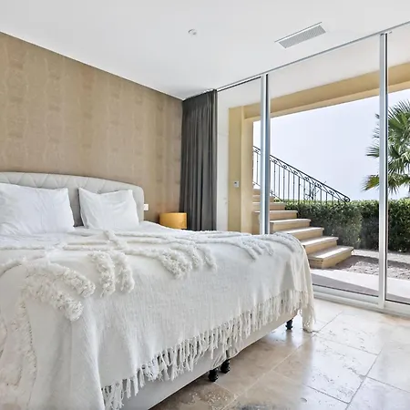Golf Dor C6 Villa